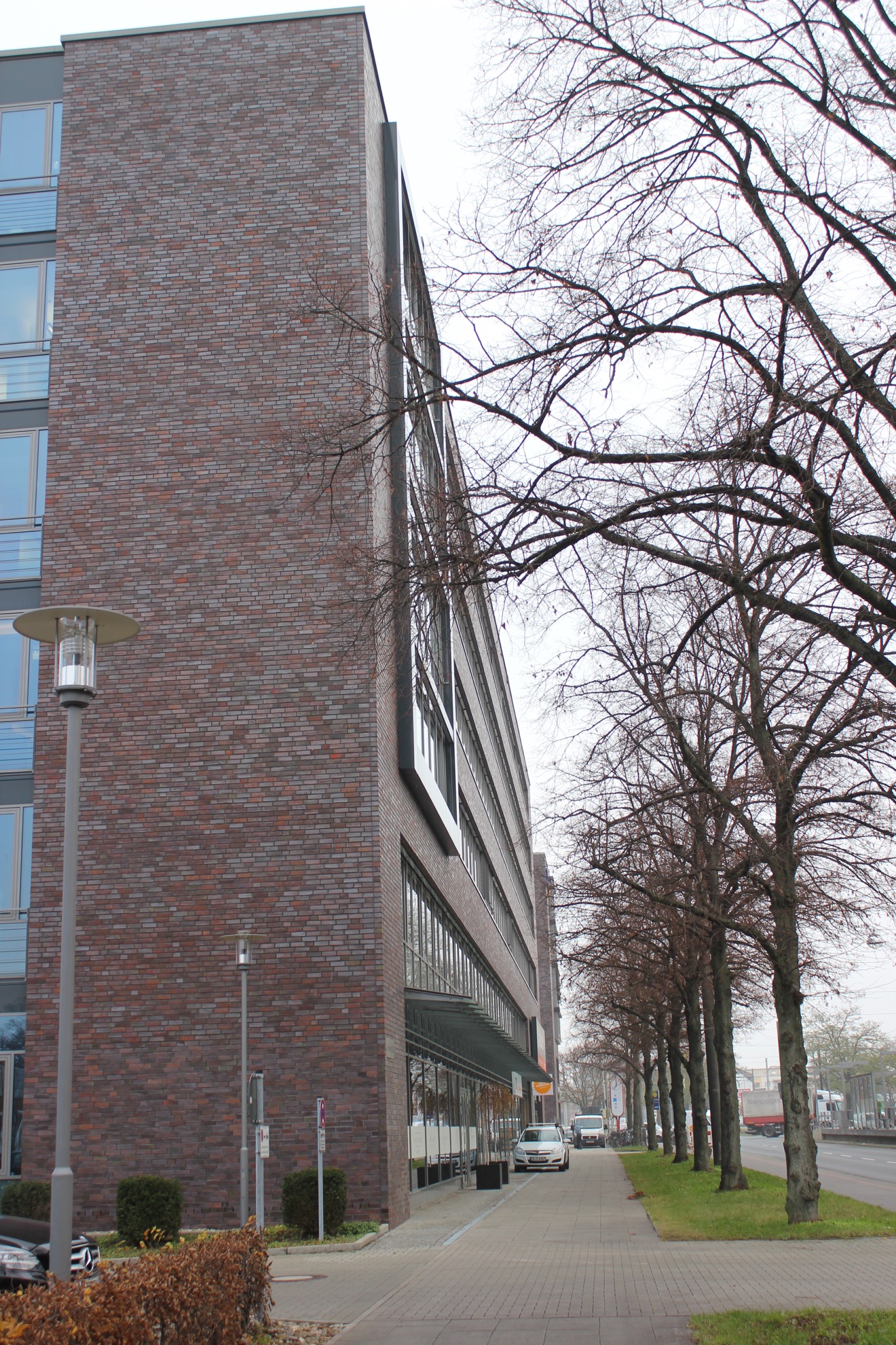 Geschäfts- und Bürogebäude Podbielskistraße
